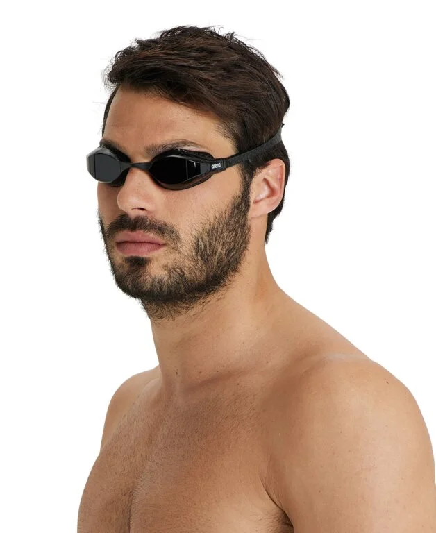 משקפת שחייה Arena AIR-SPEED צבע DARK SMOKE-BLACK מבט צדדי